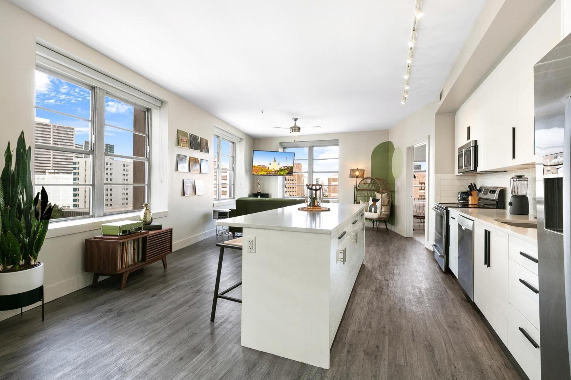 Luxury 2-Bedroom Condo Steps Away From The French Quarter Nueva Orleans Exterior foto