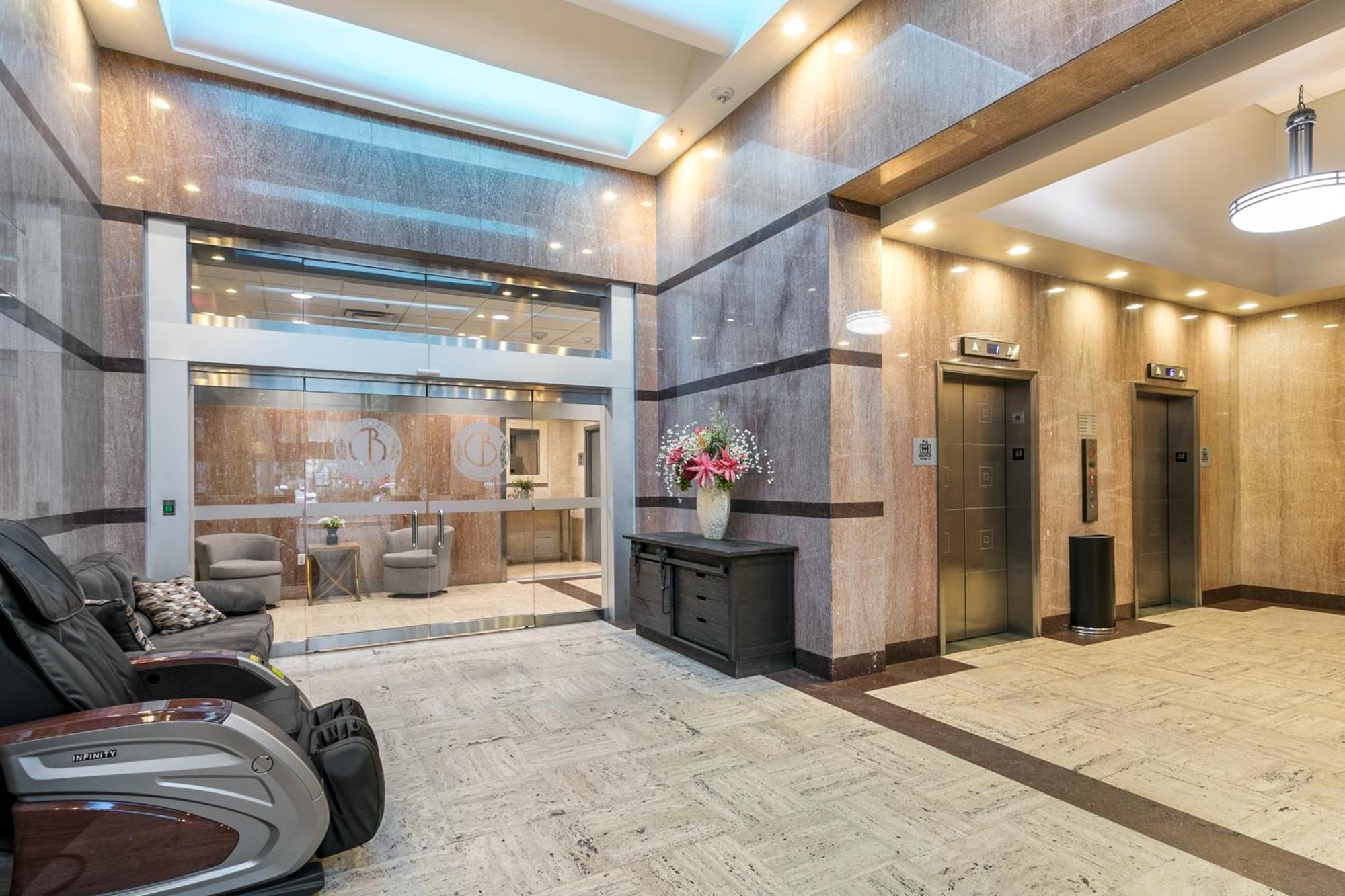 Luxury 2-Bedroom Condo Steps Away From The French Quarter Nueva Orleans Exterior foto